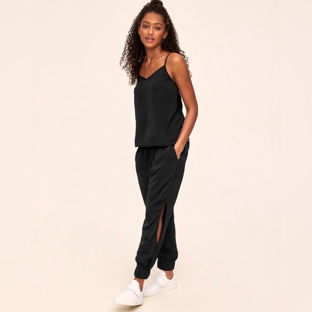Lounge/ work out jogger